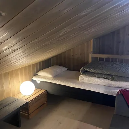 As Lodge *