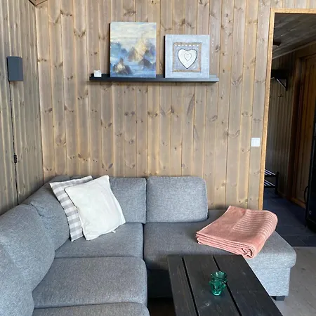 Lodge As