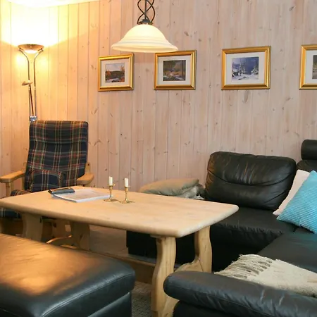 Lodge As *